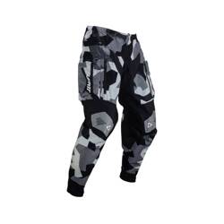 LEATT Cross Pants Moto 4.5 Enduro Forge schwarz, grau, camo Kollektion 2024